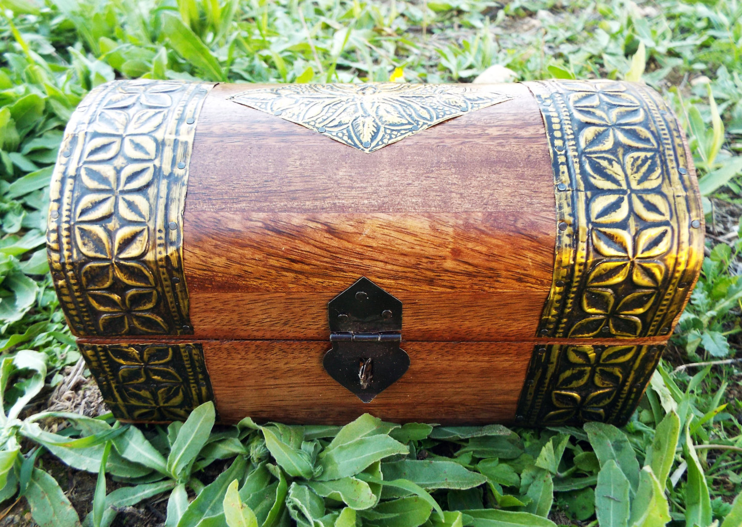 Box Wooden Flower Jewelry Carved Handmade Antique Vintage Home Decor Indian Floral Mango Tree Wood Trinket Leaf Treasure Chest Eco Friendly