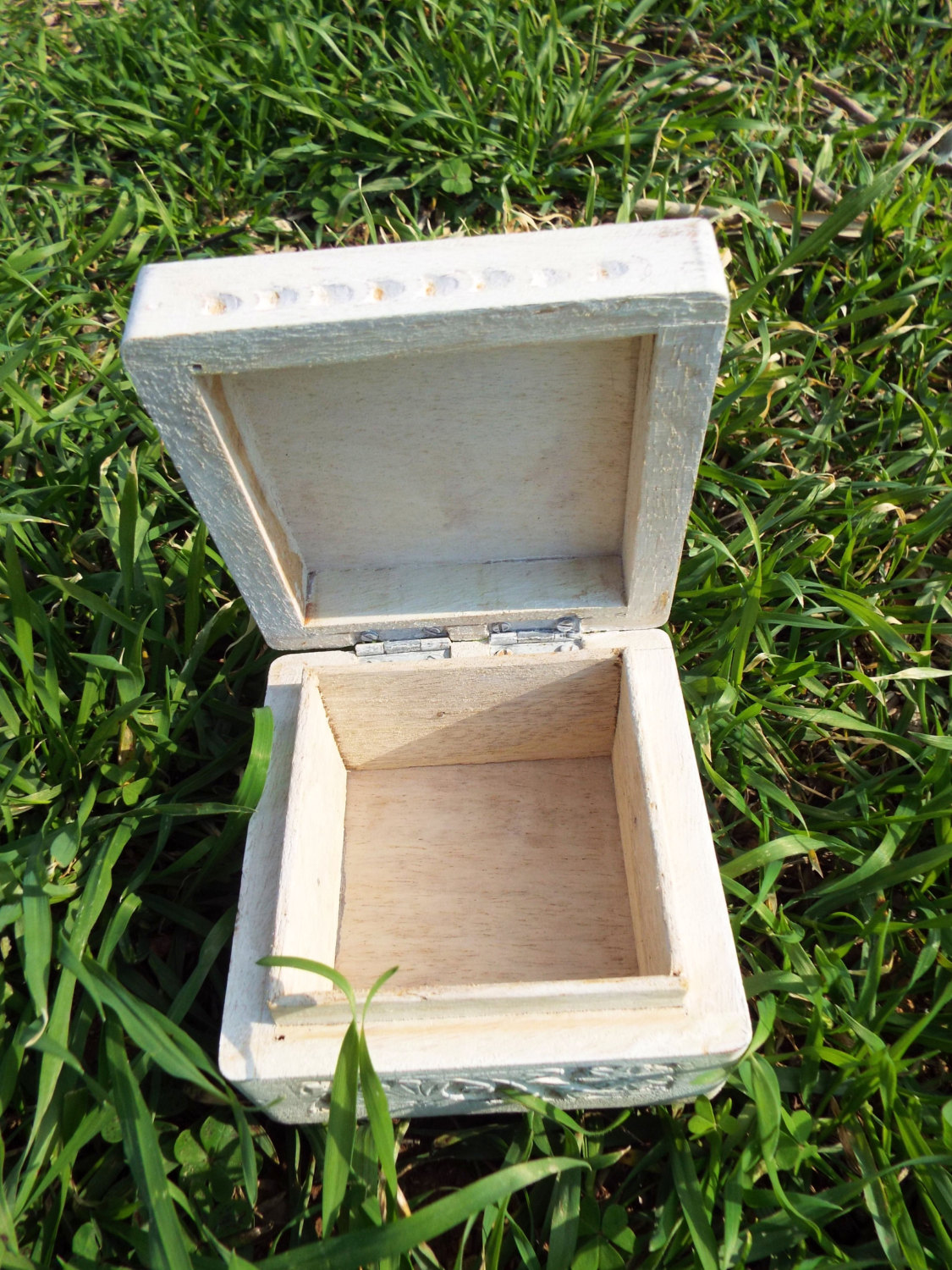 Box Wooden Jewelry Carved Handmade Antique Vintage Balinese Home Decor Indian Floral Trinket Treasure Chest