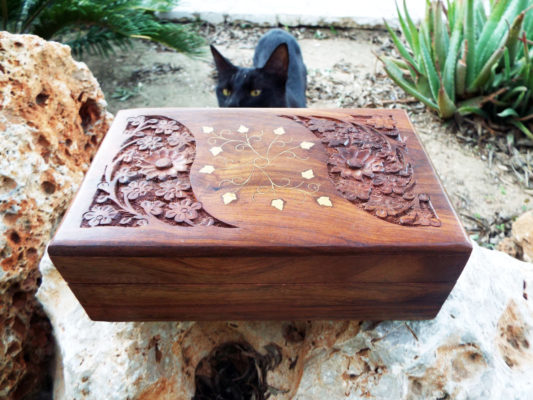 Box Wooden Jewelry Carved Handmade Balinese Home Decor Indian Floral Trinket Velvet Treasure Chest