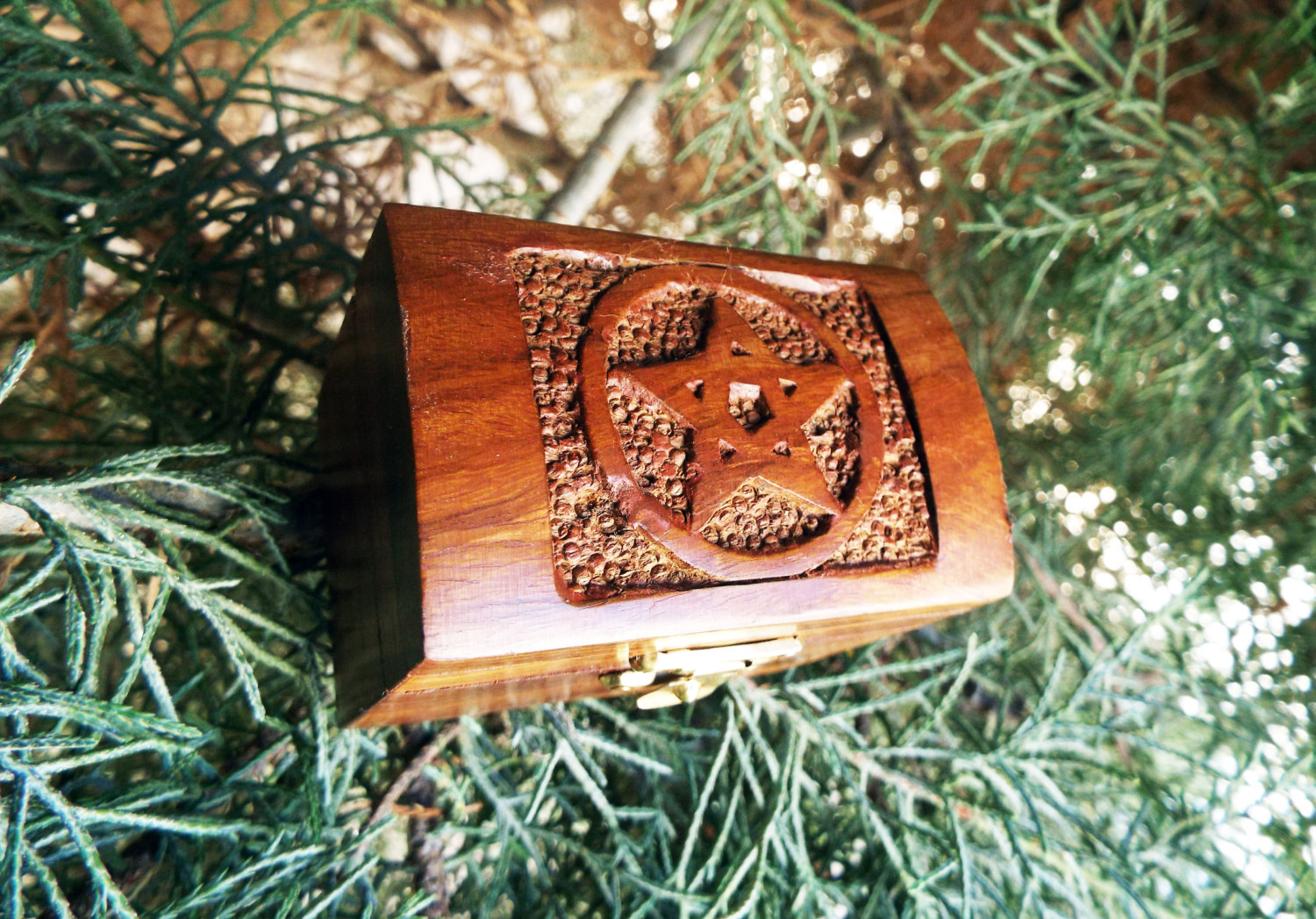 Box Wooden Jewelry Pentagram Hand Carved Handmade Floral Home Decor Trinket Gothic Wiccan Magic Pagan Treasure Chest