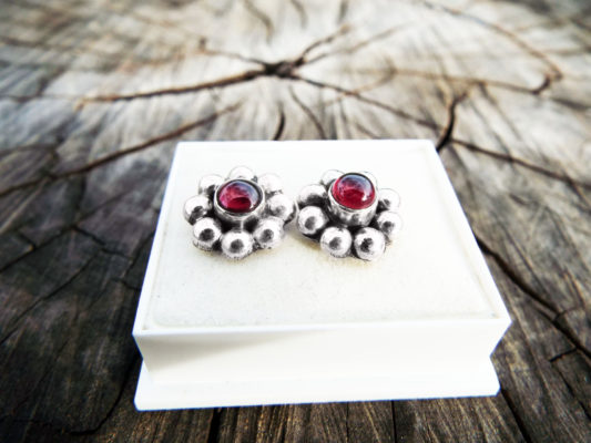 Earrings Garnet Studs Flower Red Gemstone Silver Handmade Sterling 925 Floral Gothic Dark Vintage Antique Jewelry