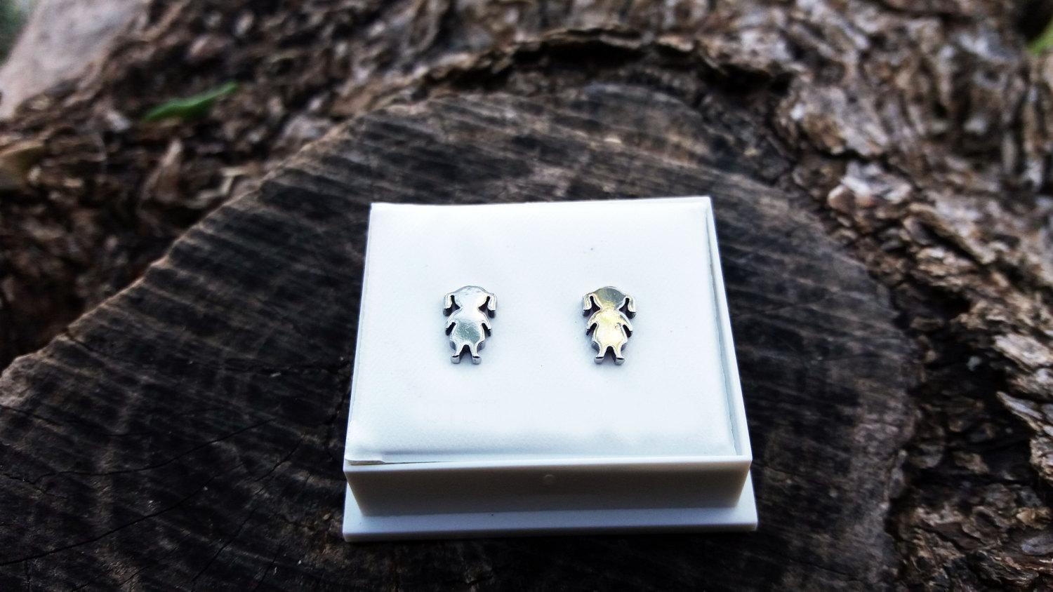 Details 247+ silver earrings for girls