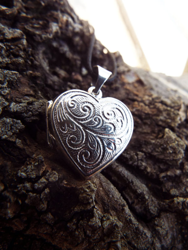 Heart Pendant Locket Silver Sterling 925 Handmade Filigree Floral Valentine's Day Love Antique Vintage 1