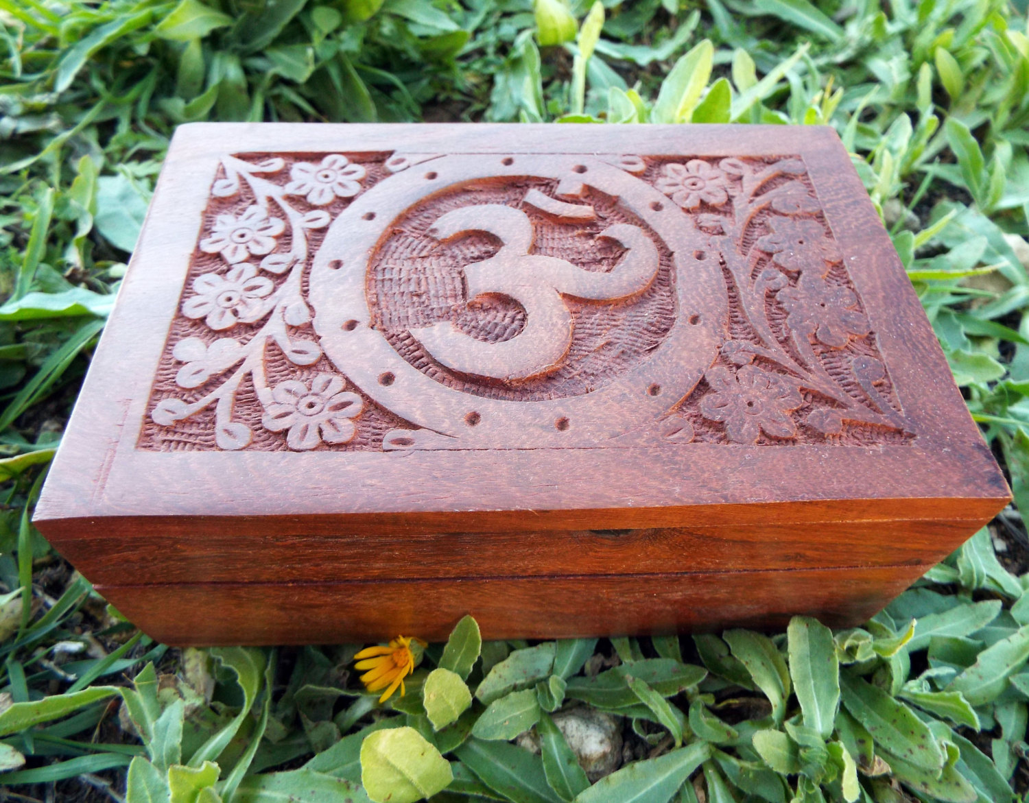 Om Symbol Indian Yoga Meditation Protection Box Handmade Mango Tree Wood  Trinket Chest Floral