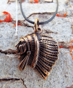 Pendant Bronze Native American Tribal Indian Head Feather Necklace Jewelry