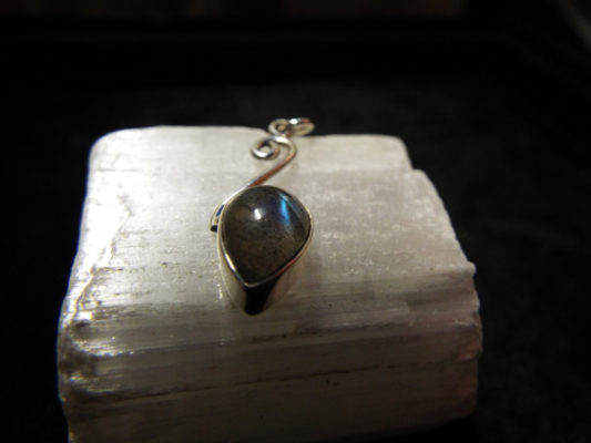 Pendant Gothic Sterling Silver 925 Gemstone Teardrop Necklace Labradorite Handmade Vintage Antique Dark