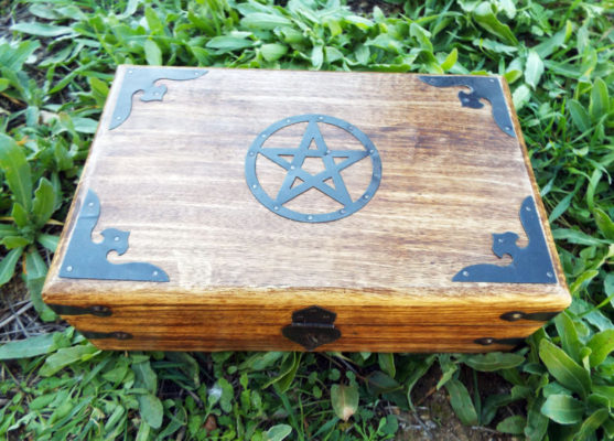 Pentagram Box Star Wiccan Magic Witch Handmade Ritual Mango Tree Wood Eco Friendly Gothic Dark Jewelry Box Chest Trinket