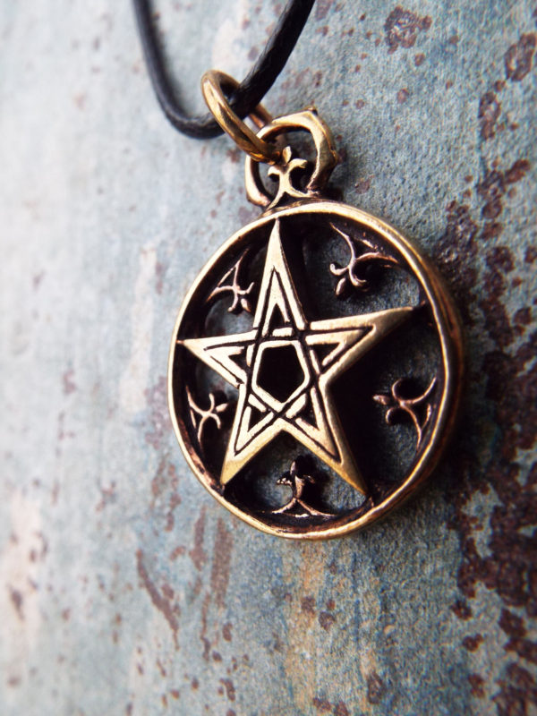 Pentagram Pendant Handmade Necklace Bronze  Gothic Wiccan Magic Pagan Jewelry Wicca