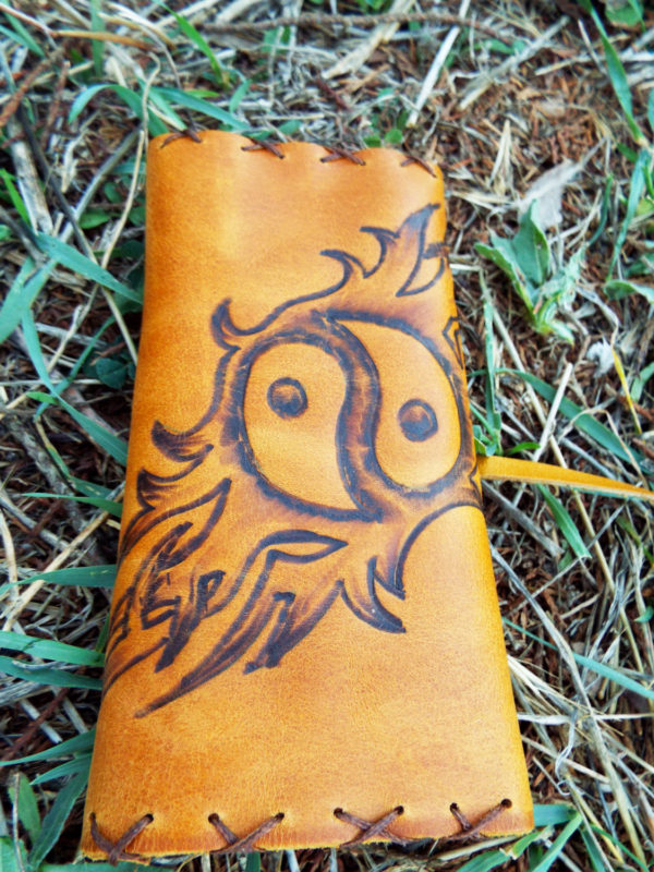 Tobacco Pouch Leather Case Handmade Yin Yang Symbol Chinese Genuine Leather Smoking Rolling Hand Painted Cigarettes Pocket