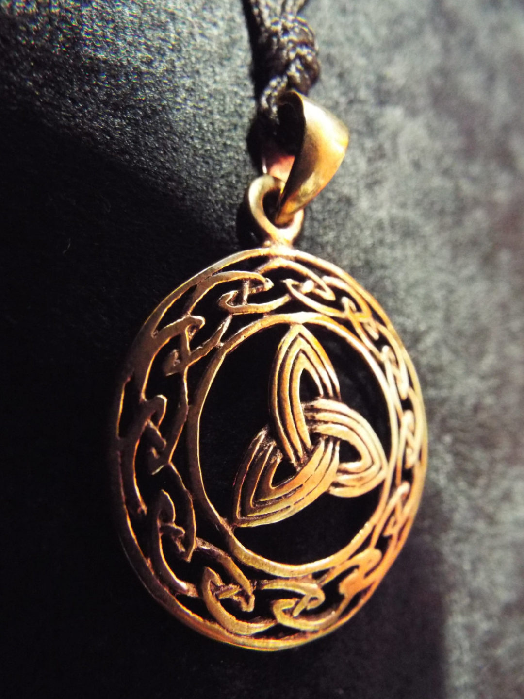 Copper Triquetra Pendant Celtic Handmade Jewelry