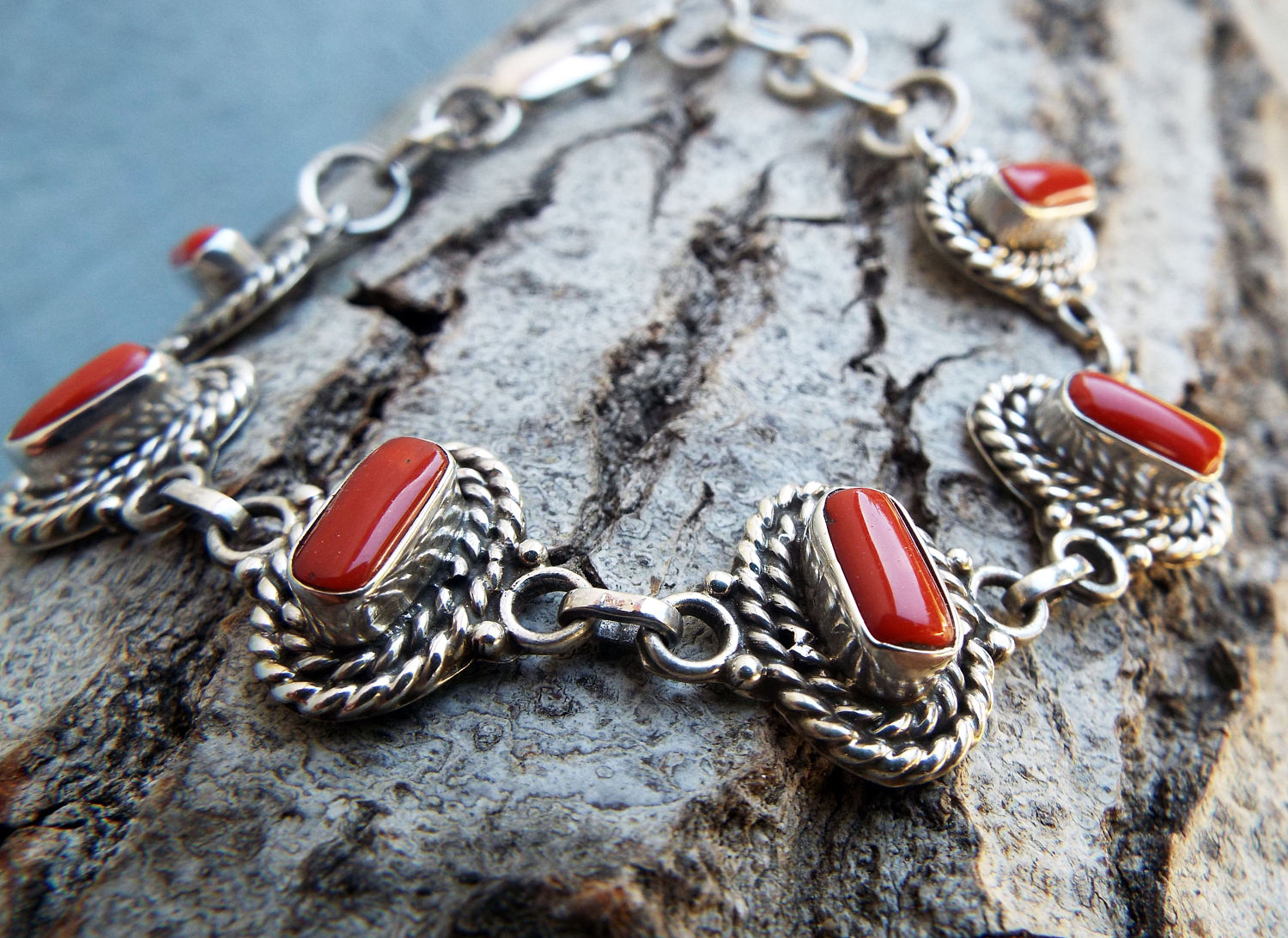 Red Coral and Gold Bracelet - 7